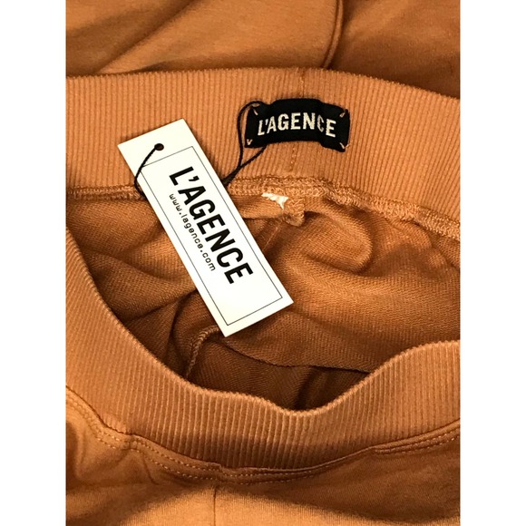 L'AGENCE Moss‎ Cotton-Blend Joggers in Caramel - Picture 6 of 7